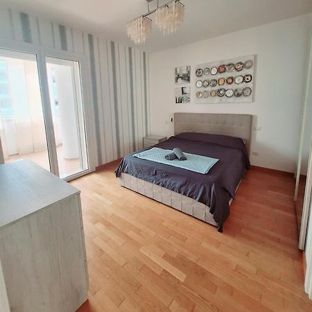 Appartamento Con Terrazzo Roma Exterior foto